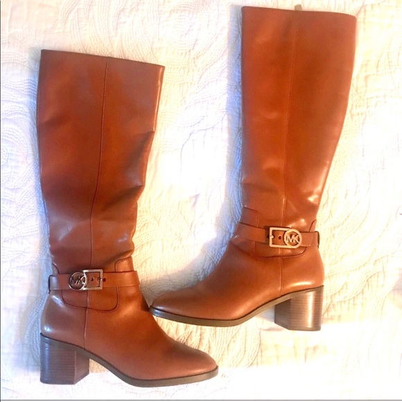 Michael Kors Shoes - Michael Kors Bryce Boots 👢 excellent condition